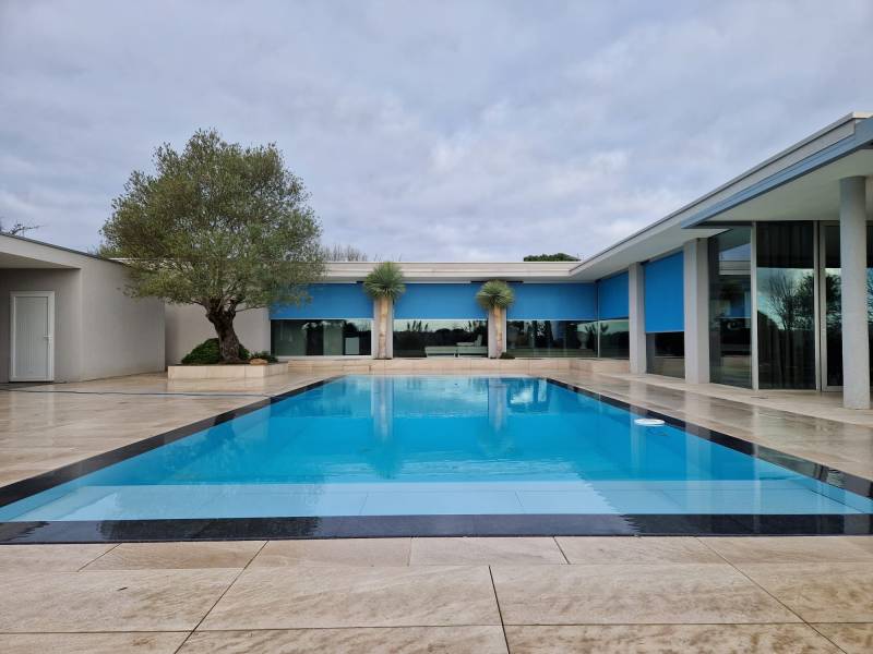 Store zip à Dommartin proche de Lyon