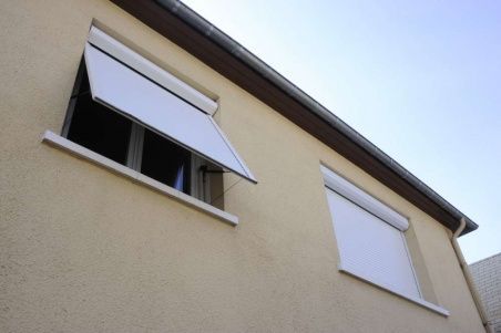 Volet roulant vue de face sur Francheville proche de Lyon